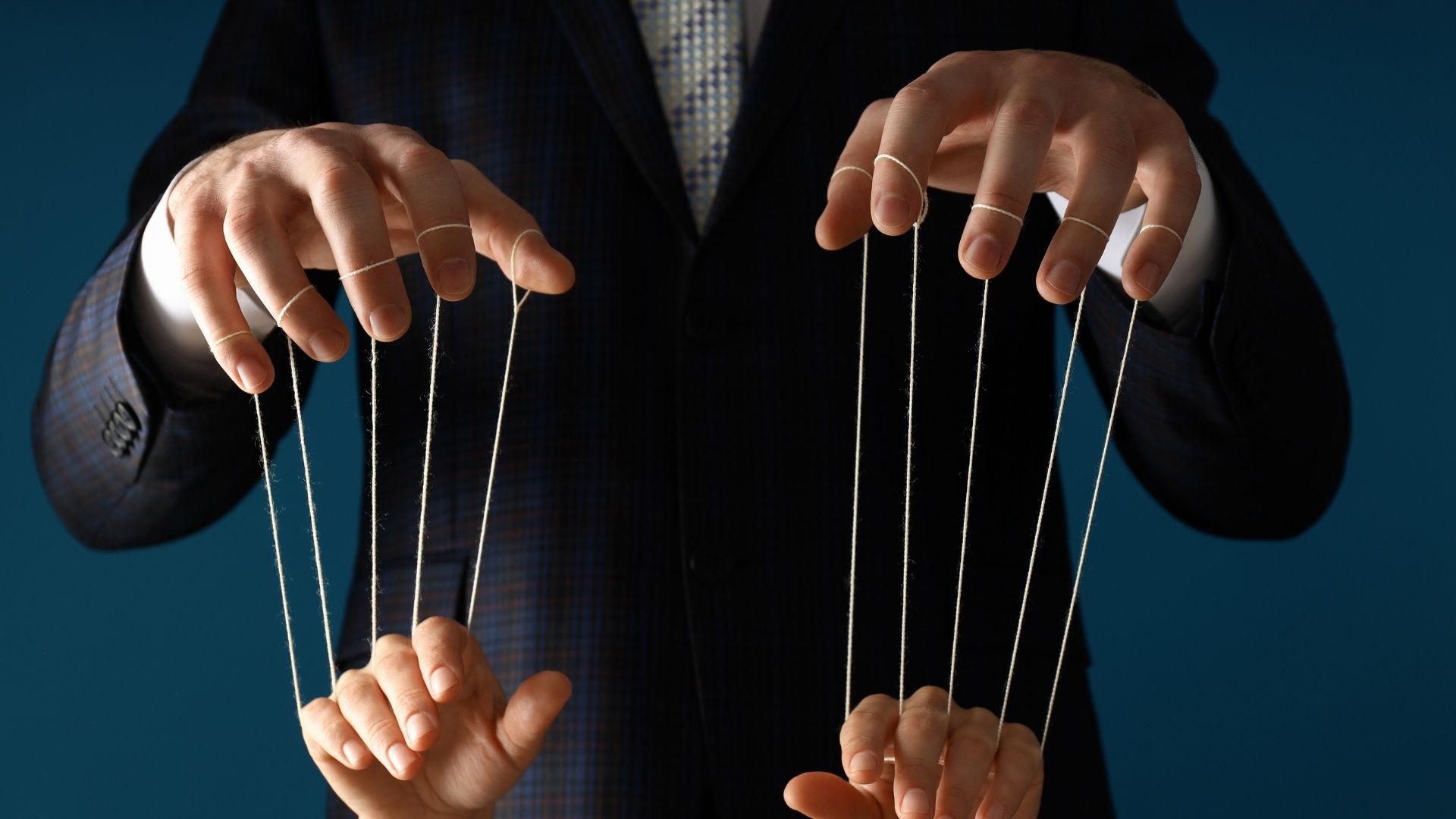 Intimidation of the elites and population control in Russia