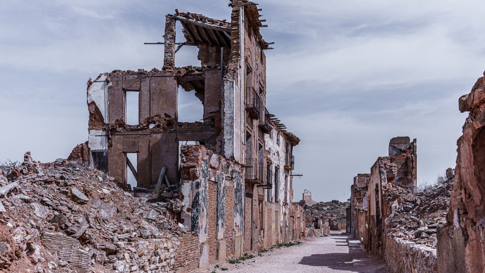 Contemporary society-centric warfare: insights from the israeli experience