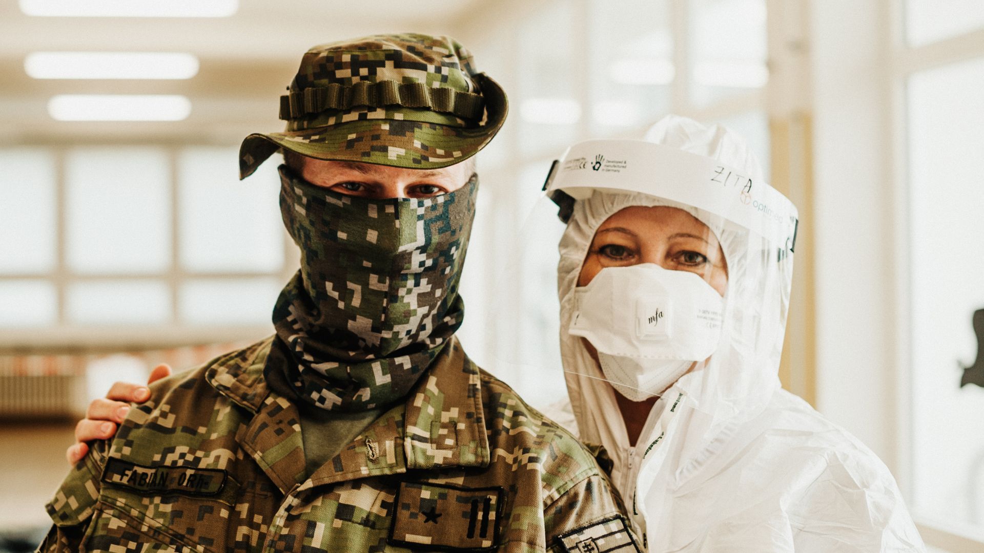 Covid-19 and the mobilization of the armed forces in Europe and in the United States