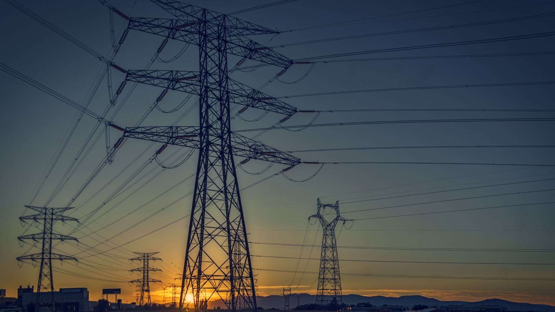 VULNÉRABILITÉ ET PROTECTION DES RÉSEAUX ÉLECTRIQUES : Approches comparées Union européenne - États-Unis