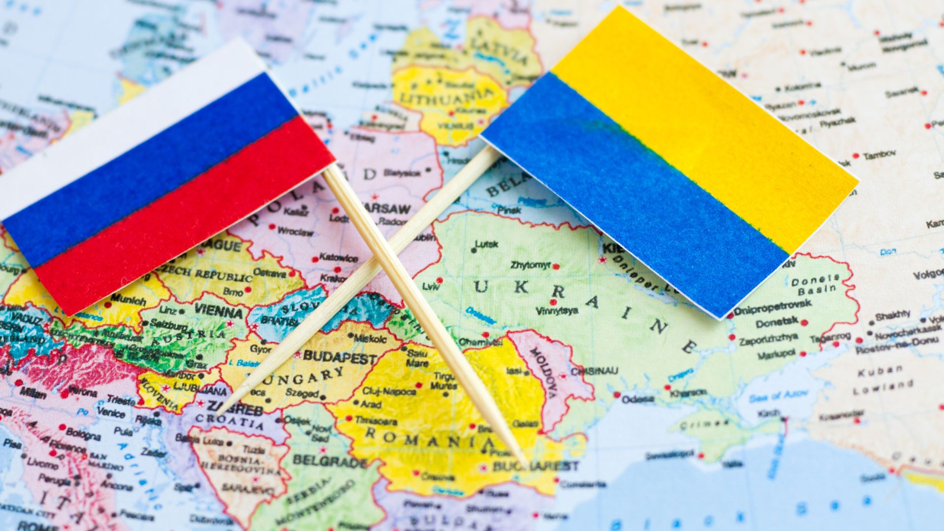 La crise ukrainienne vue par les chercheurs, dossier rassemblé par Frédéric Charillon